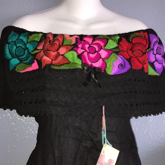 Off Shoulders Mexican Embroidered Floral Top - Picture 5 of 12